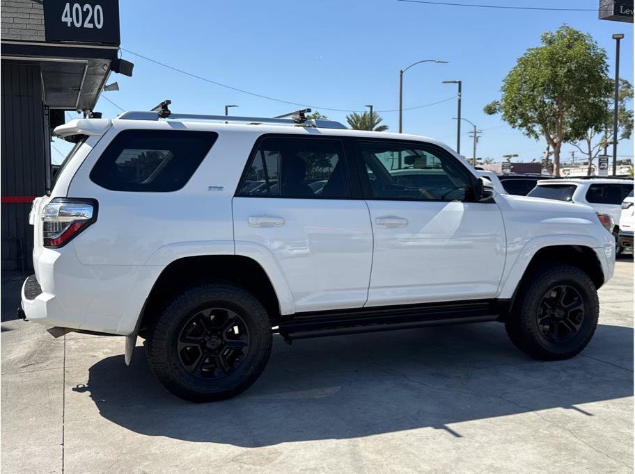 Used 2017 Toyota 4Runner SR5 Premium AWD/4WD image 49