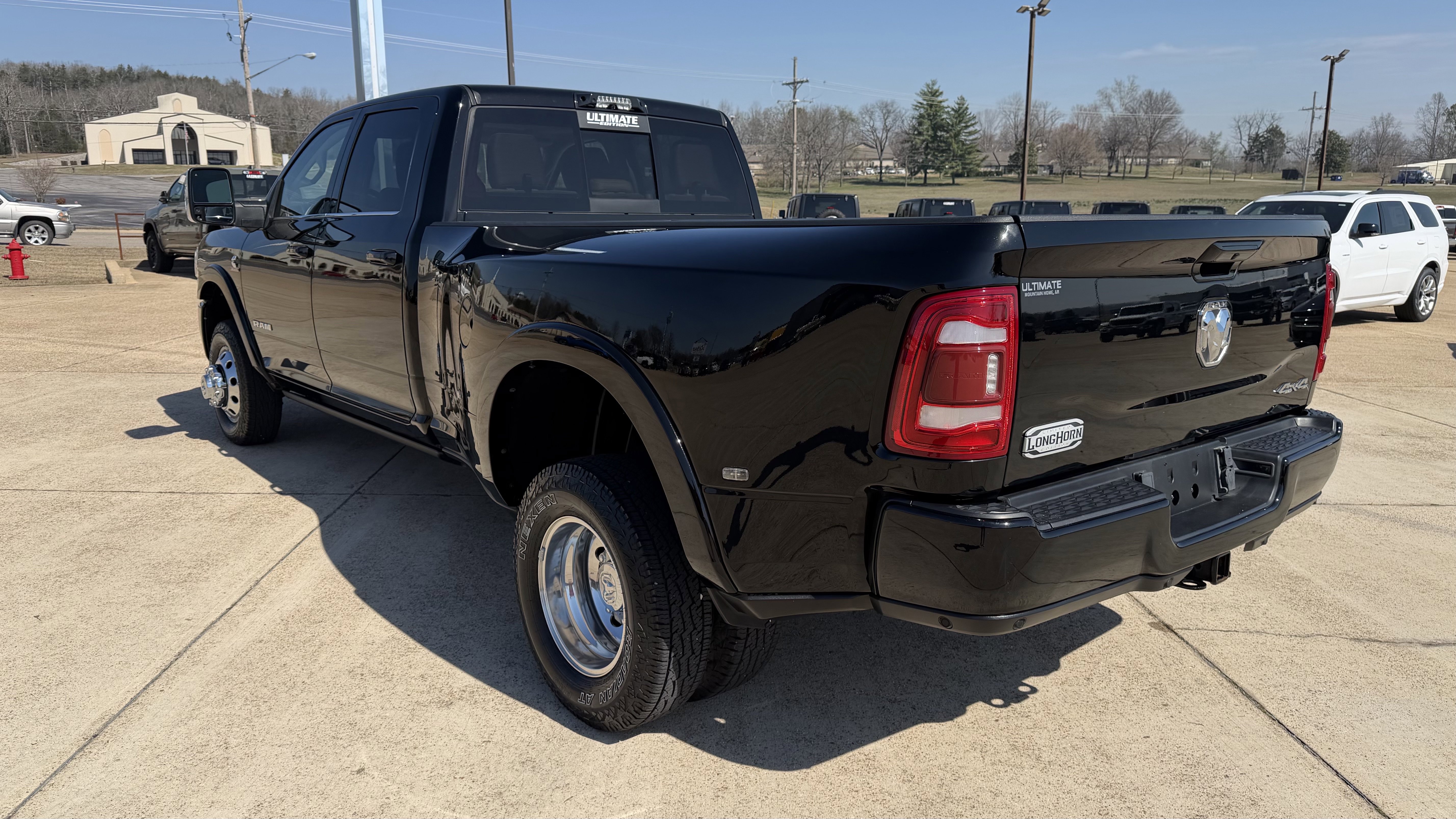 Used 2024 RAM 3500 Limited w/ Safety Group image 6