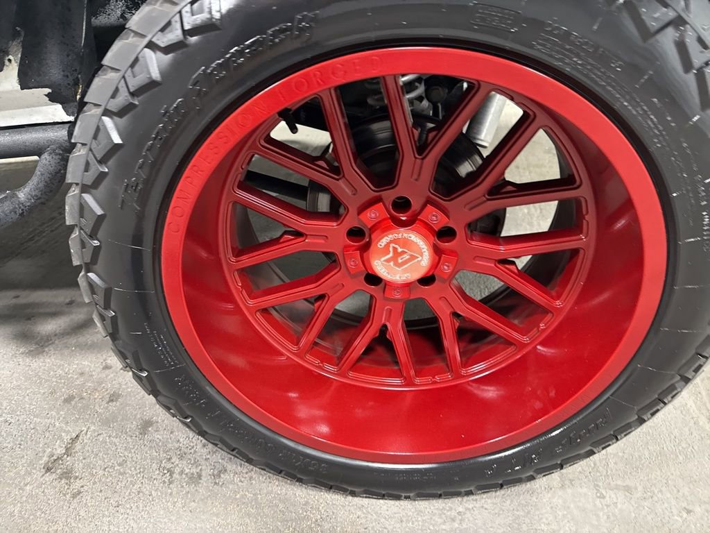 Used 2017 Jeep Wrangler Unlimited Sahara w/ Connectivity Group image 39