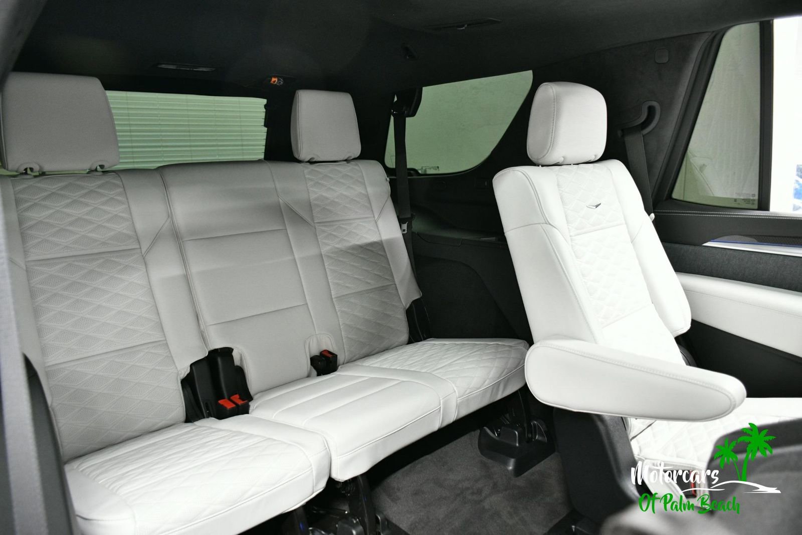 Used 2026 Cadillac Escalade V w/ LPO, ONYX Package image 50