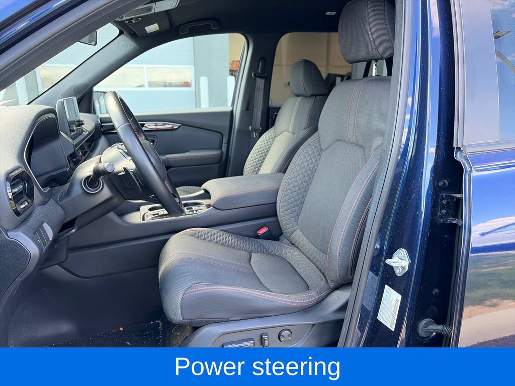 Used 2025 Honda Pilot Sport image 15