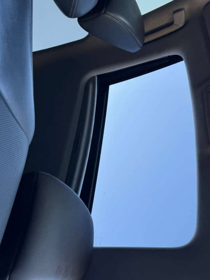 Used 2015 Lexus IS 250 w/ Navigation System Package RWD image 13