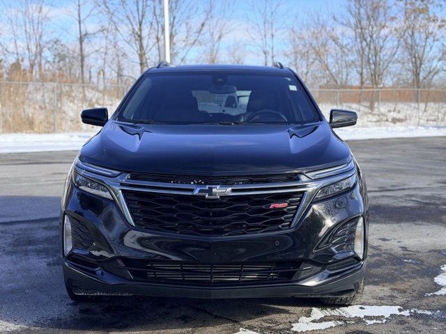 Used 2022 Chevrolet Equinox RS image 2