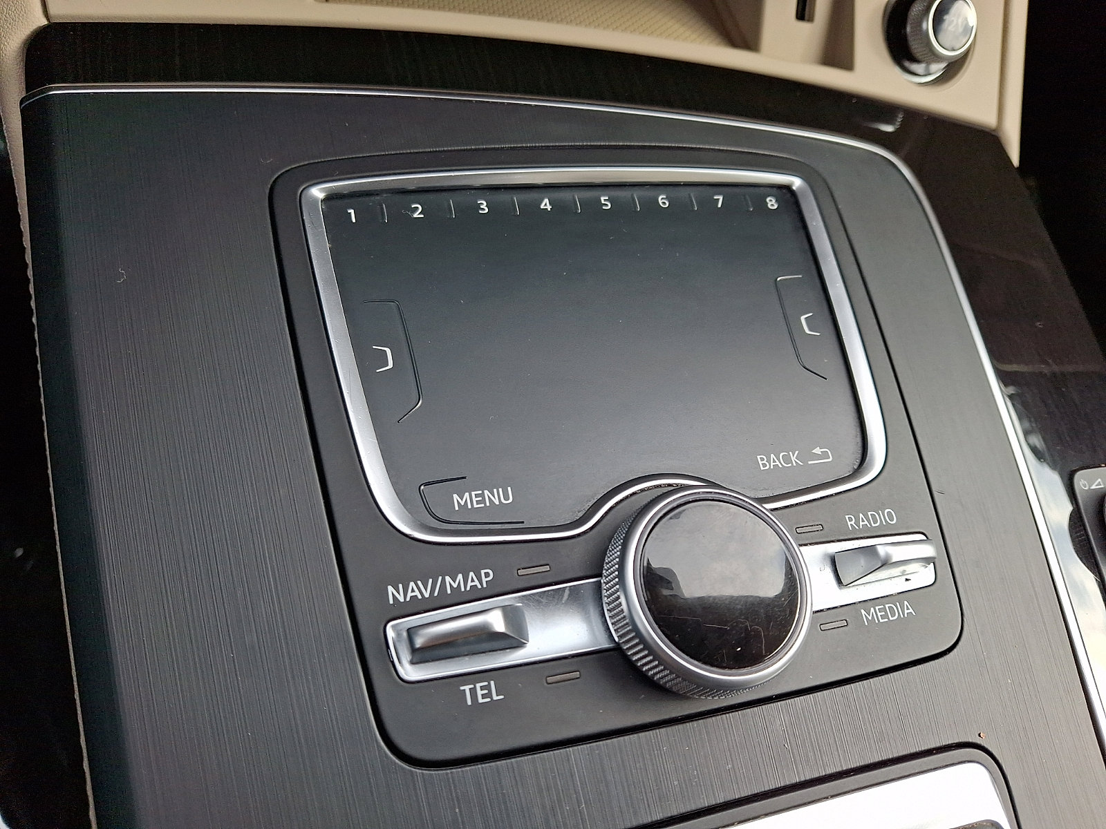 Used 2018 Audi Q5 Prestige image 25