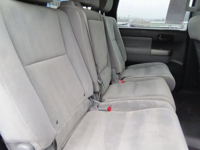 Used 2017 Toyota Sequoia SR5 AWD/4WD image 40