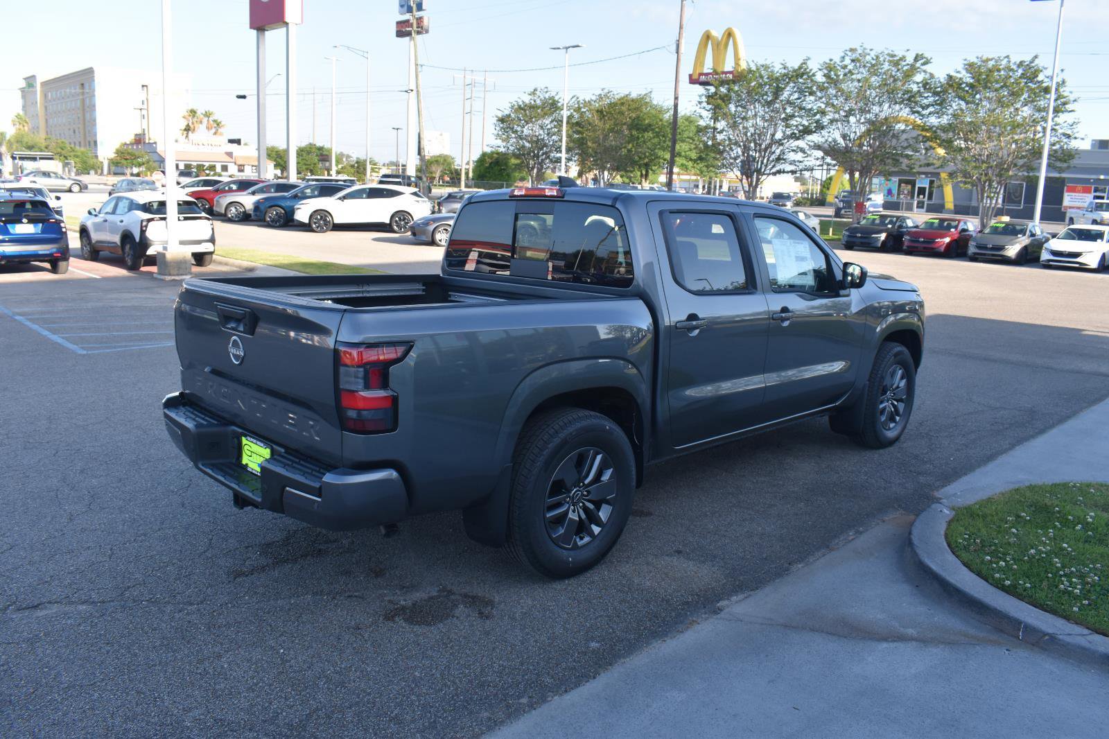 New 2026 Nissan Frontier SV w/ SV Convenience Package RWD image 14