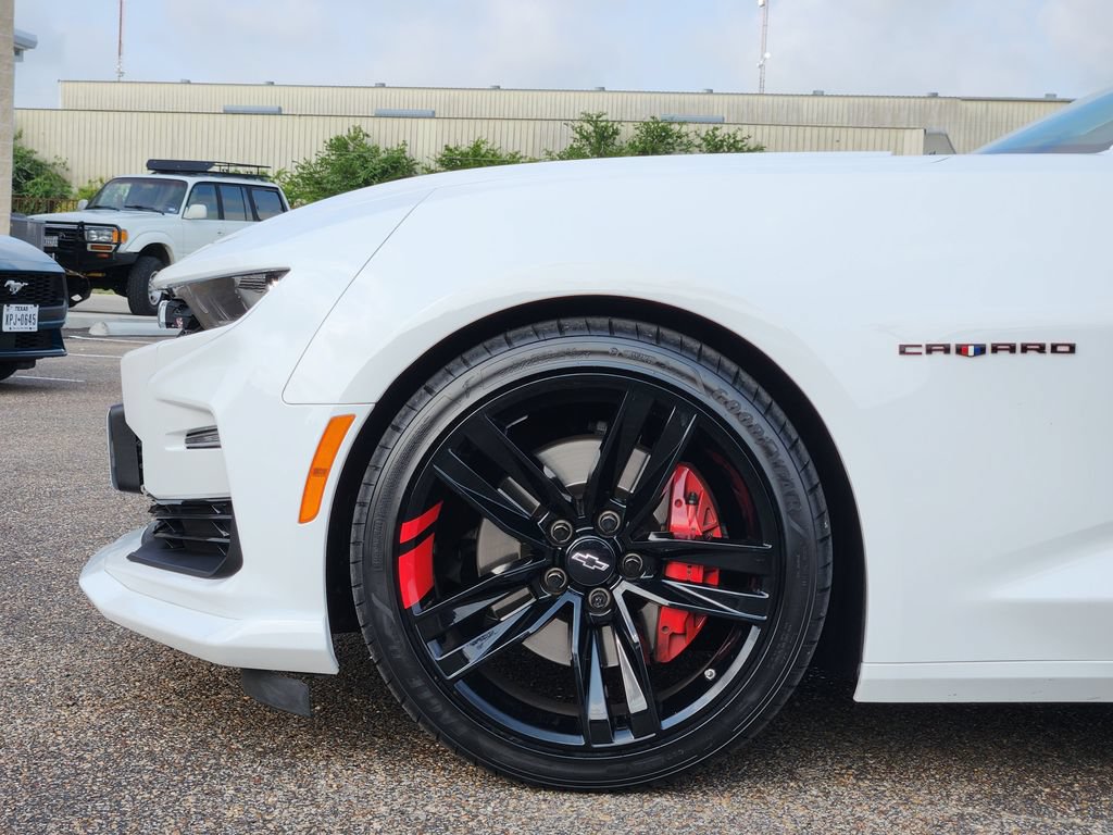 Used 2023 Chevrolet Camaro SS w/ Redline Edition RWD image 9