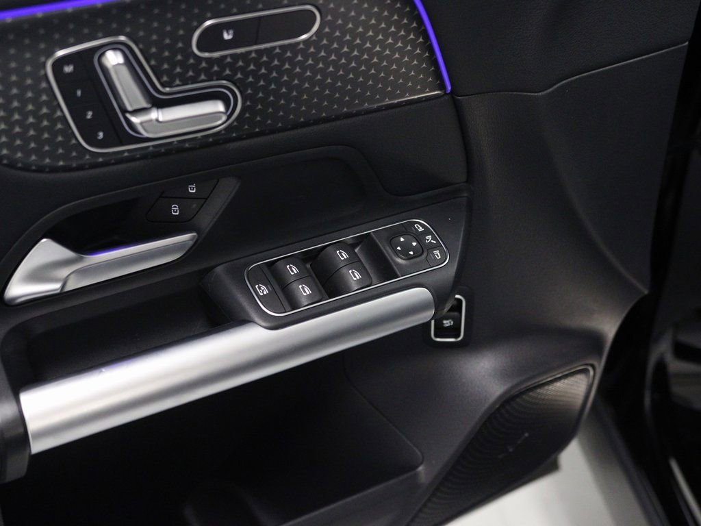 Certified 2025 Mercedes-Benz GLA 250 4MATIC image 22