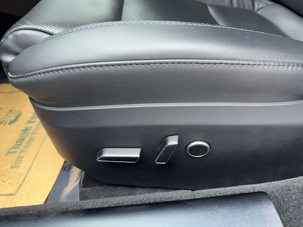 Used 2023 Tesla Model S image 37