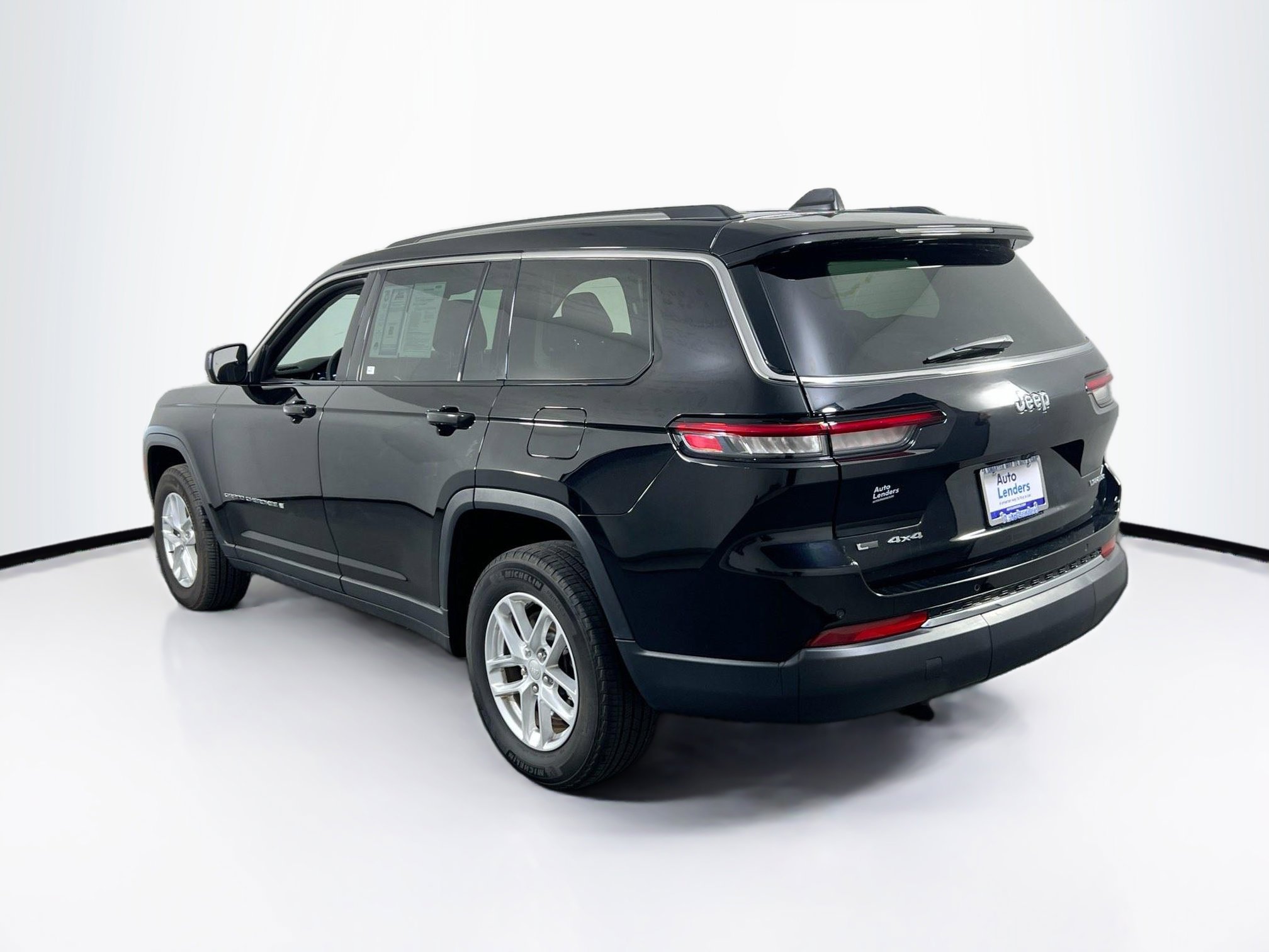 Used 2023 Jeep Grand Cherokee L Laredo w/ Luxury Tech Group I image 7