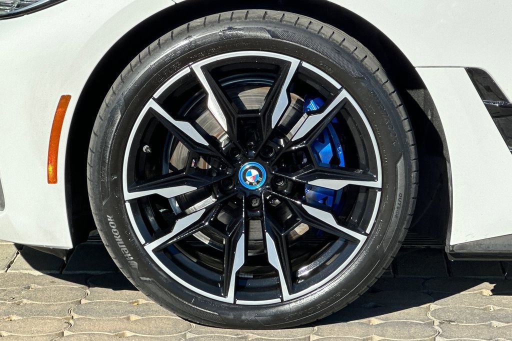 Used 2023 BMW i4 M50 image 31