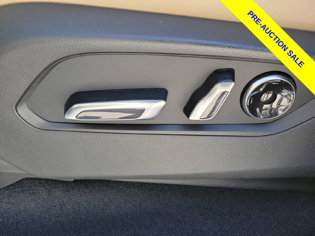 Certified 2025 Acura MDX w/ Technology Package FWD image 23