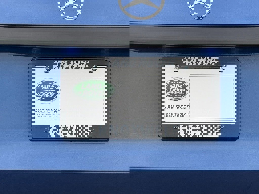 Used 2025 Mercedes-Benz GLC 350e 4MATIC image 36