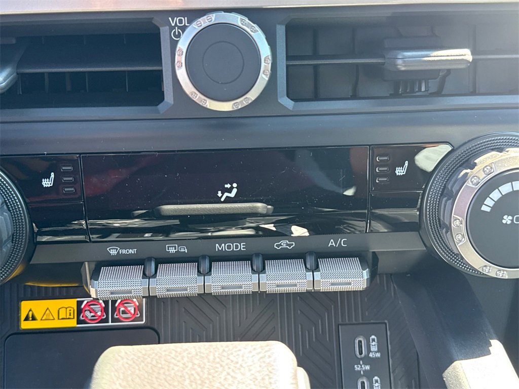 New 2025 Toyota Tacoma TRD Off-Road image 31