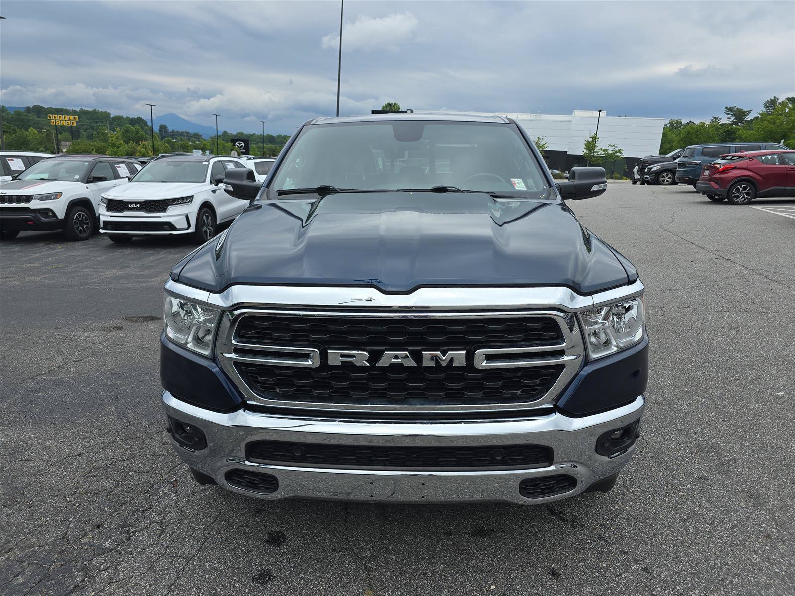 Used 2022 RAM 1500 Big Horn AWD/4WD image 8