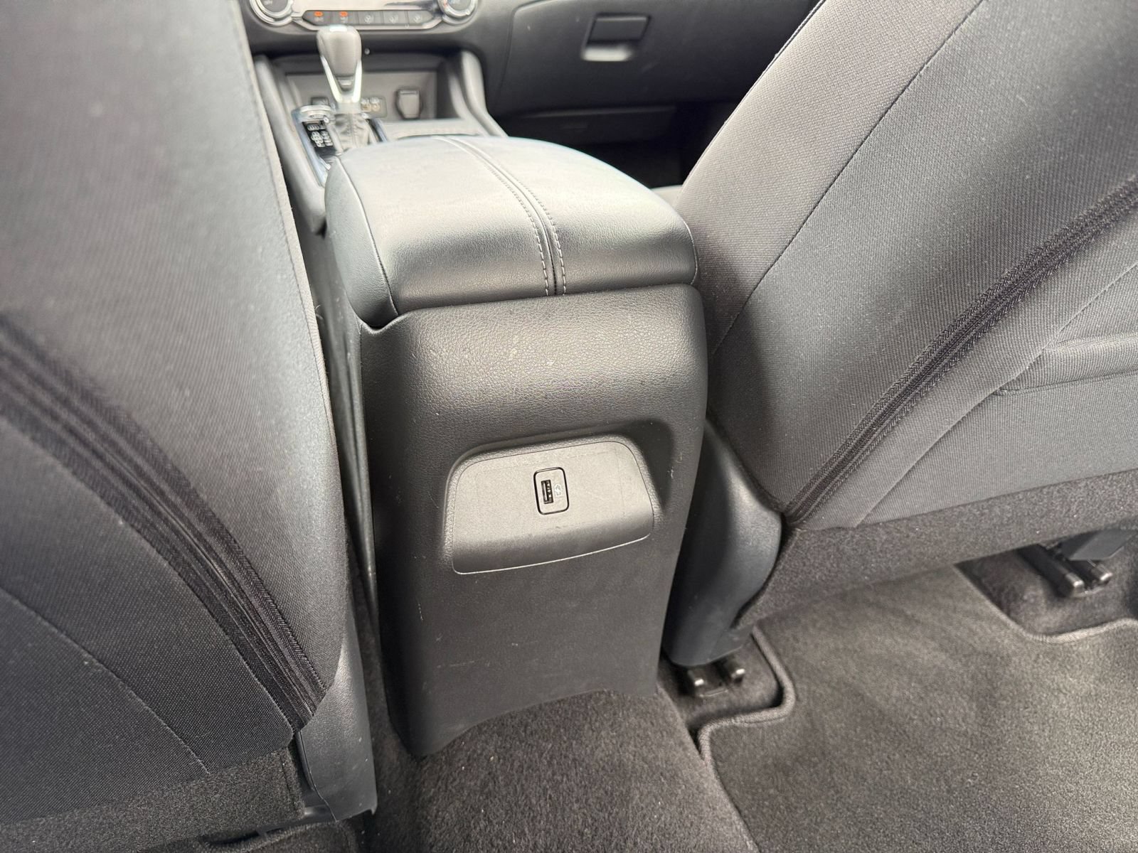 Used 2025 Nissan Sentra SV FWD image 23