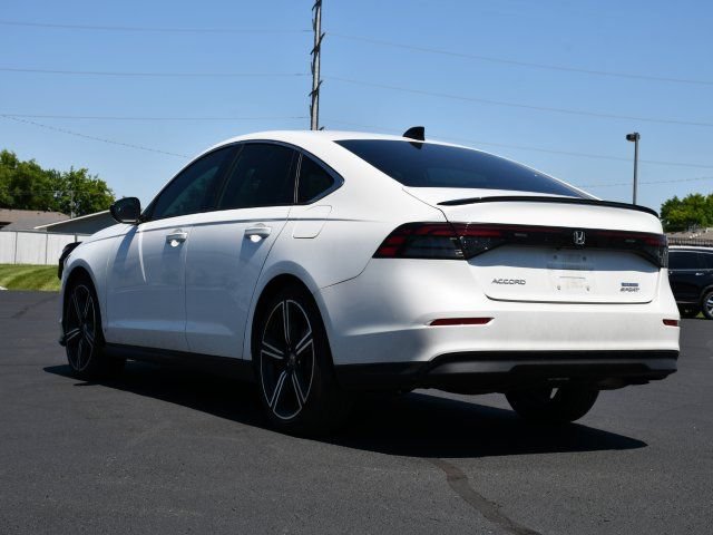 Used 2024 Honda Accord Sport image 5