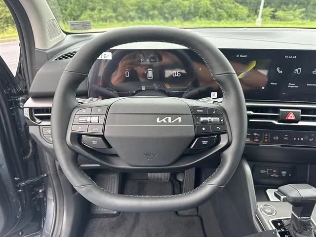 New 2026 Kia Sportage EX AWD/4WD image 10