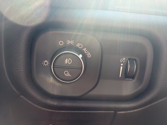 Used 2024 RAM 1500 Big Horn AWD/4WD image 30