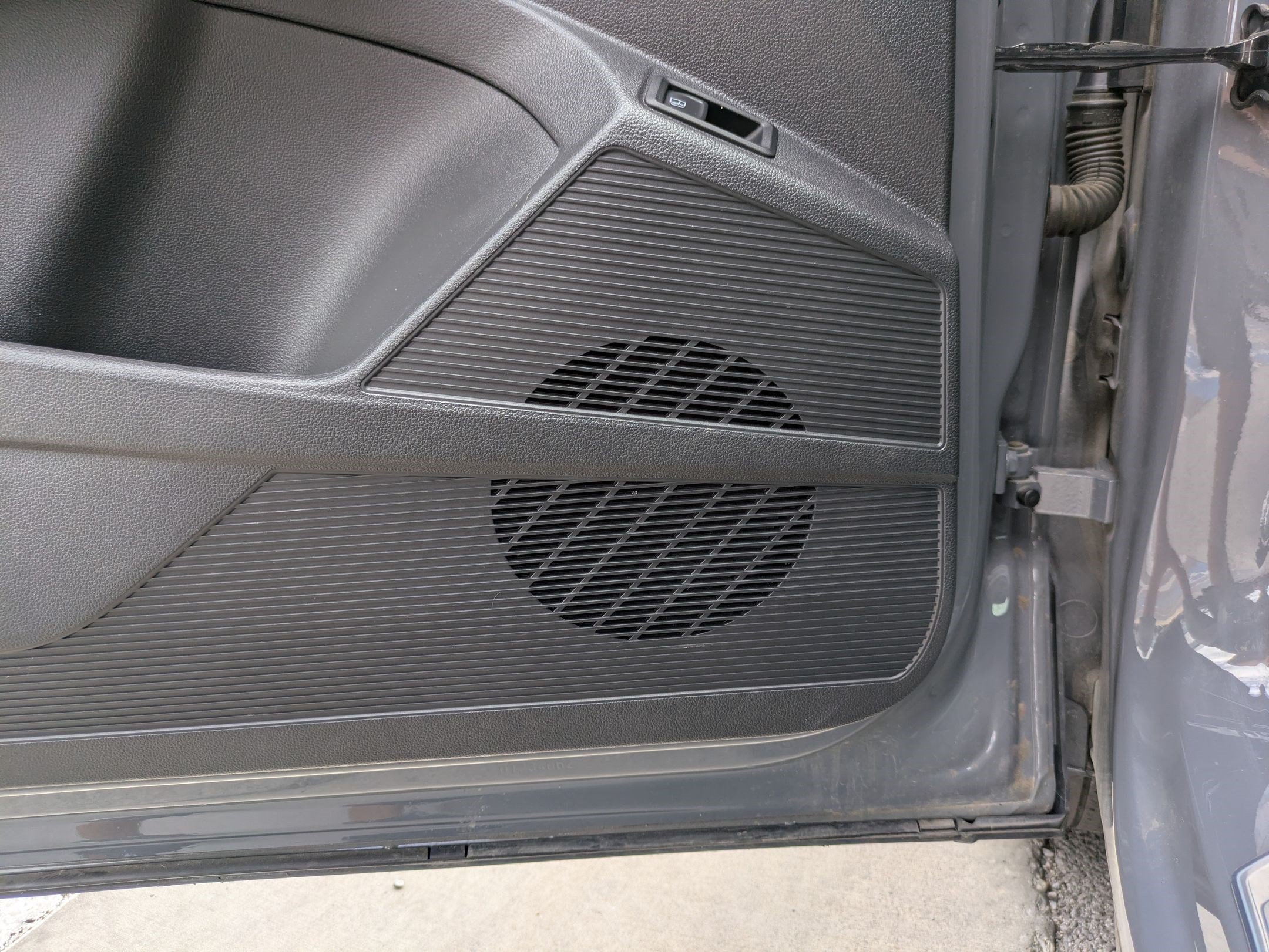 Certified 2024 Volkswagen Taos SE AWD/4WD image 16