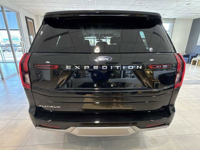 Certified 2025 Ford Expedition Platinum w/ Driver's Package image 4