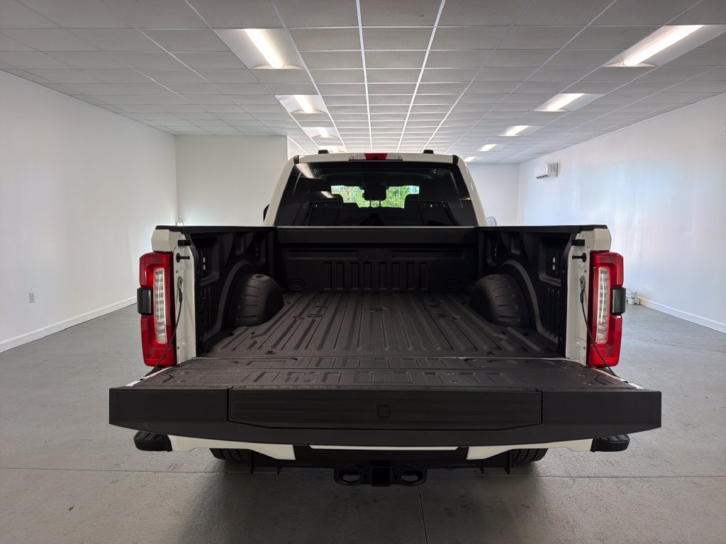 New 2027 Ford F250 Lariat w/ Black Appearance Package AWD/4WD image 8