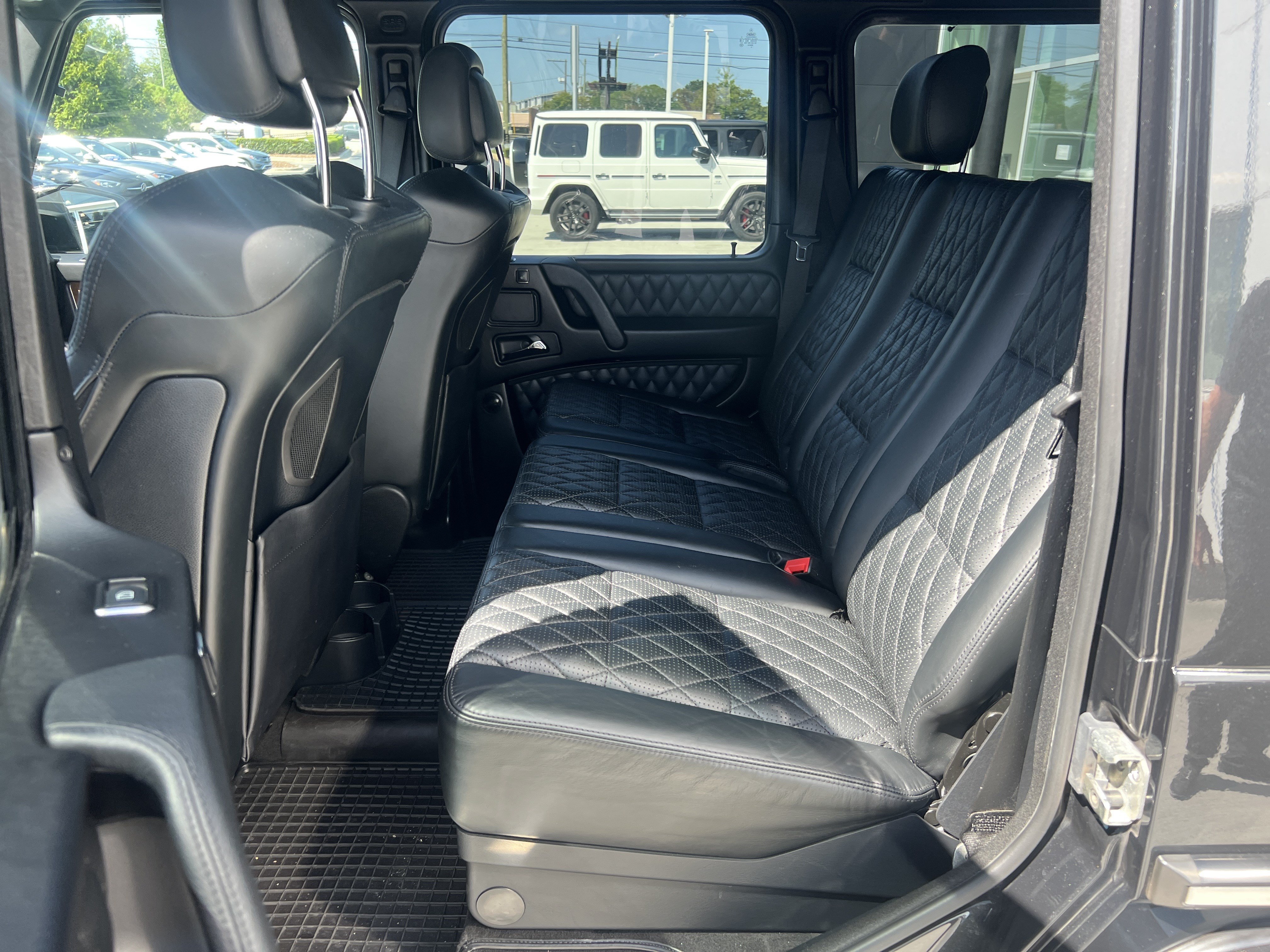 Used 2016 Mercedes-Benz G 65 AMG 4MATIC image 32