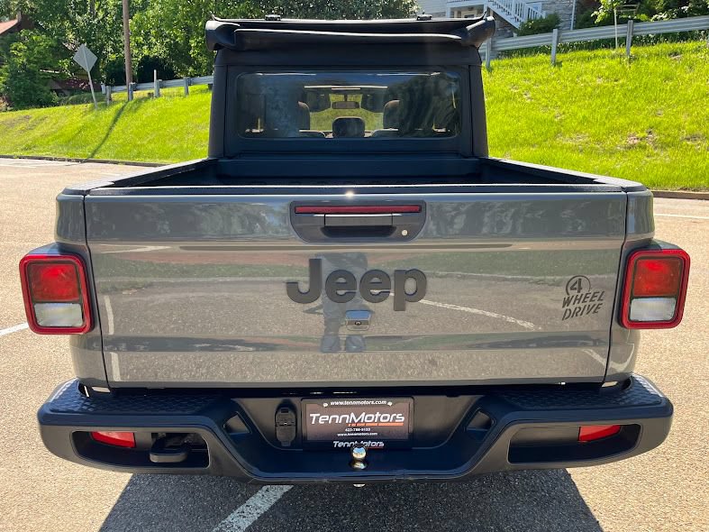 Used 2022 Jeep Gladiator Sport AWD/4WD image 47