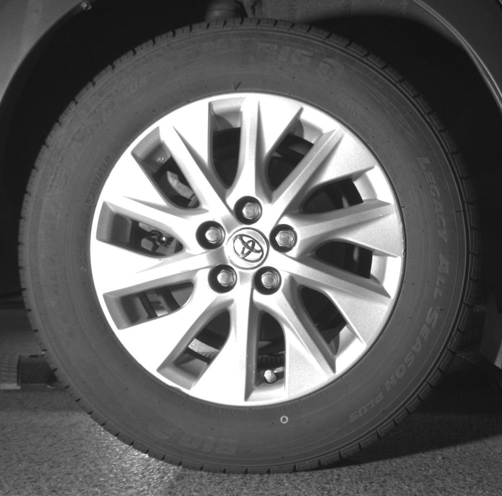 Used 2013 Toyota Prius Prime Plug-In Hybrid FWD image 28