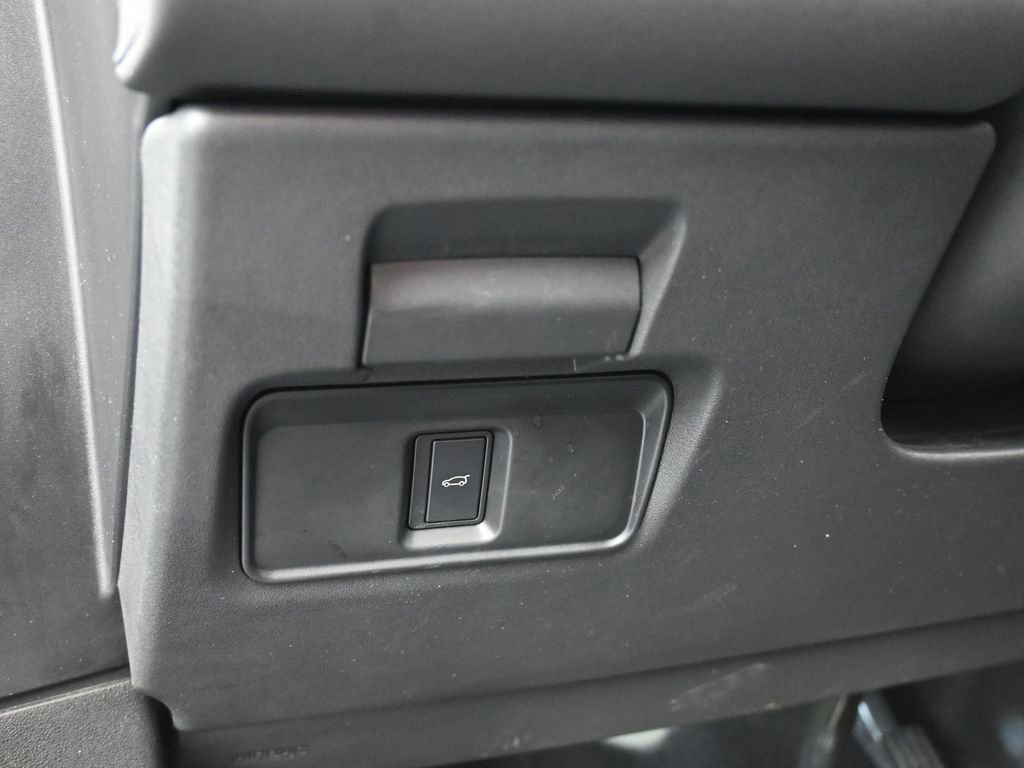 Used 2024 Land Rover Range Rover Evoque S image 15