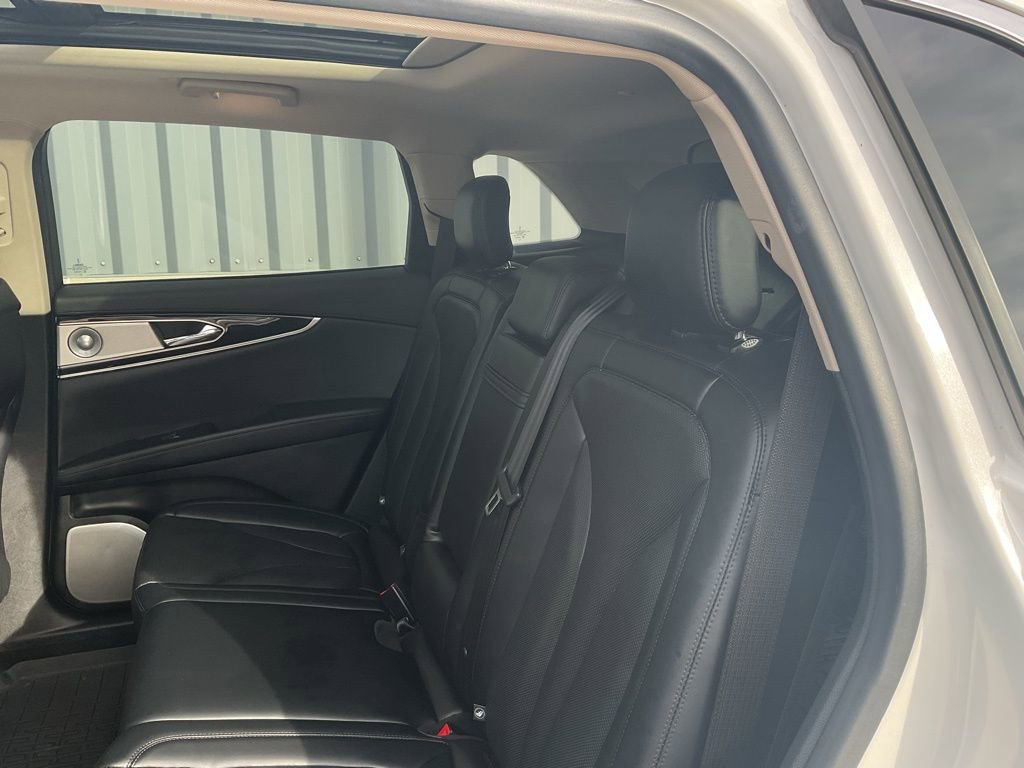 Used 2022 Lincoln Nautilus Reserve w/ Equipment Group 202A image 20