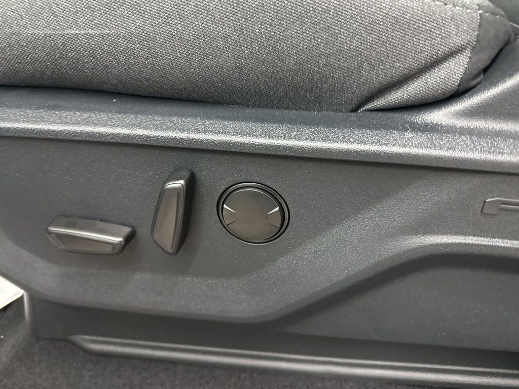 New 2025 Ford F150 XLT w/ Equipment Group 302A MID image 30