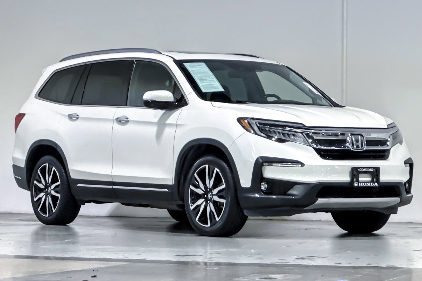 Used 2019 Honda Pilot Touring image 6