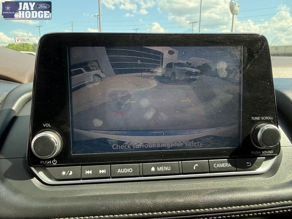 Used 2023 Nissan Rogue SV image 24