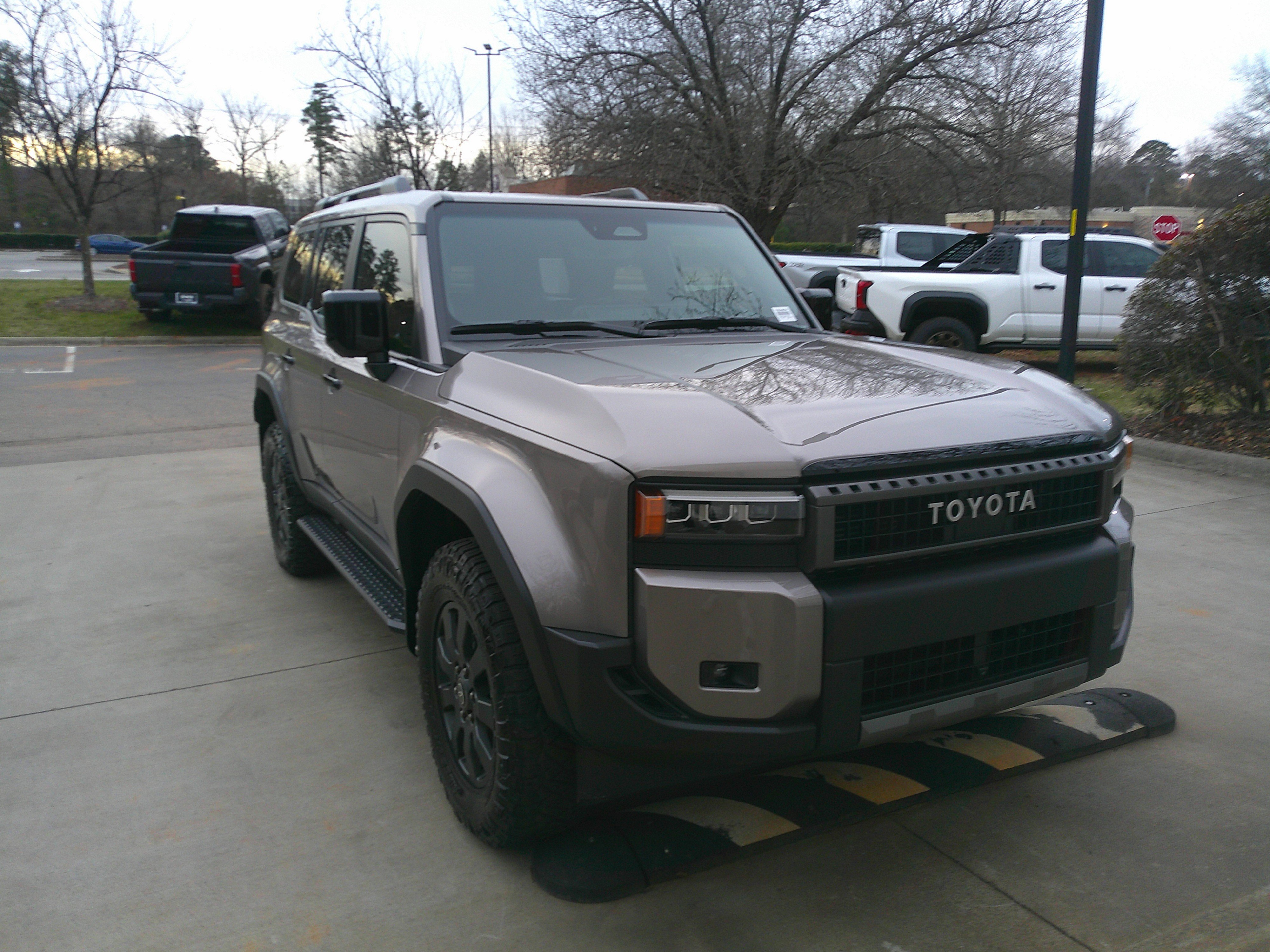 Used 2025 Toyota Land Cruiser image 6