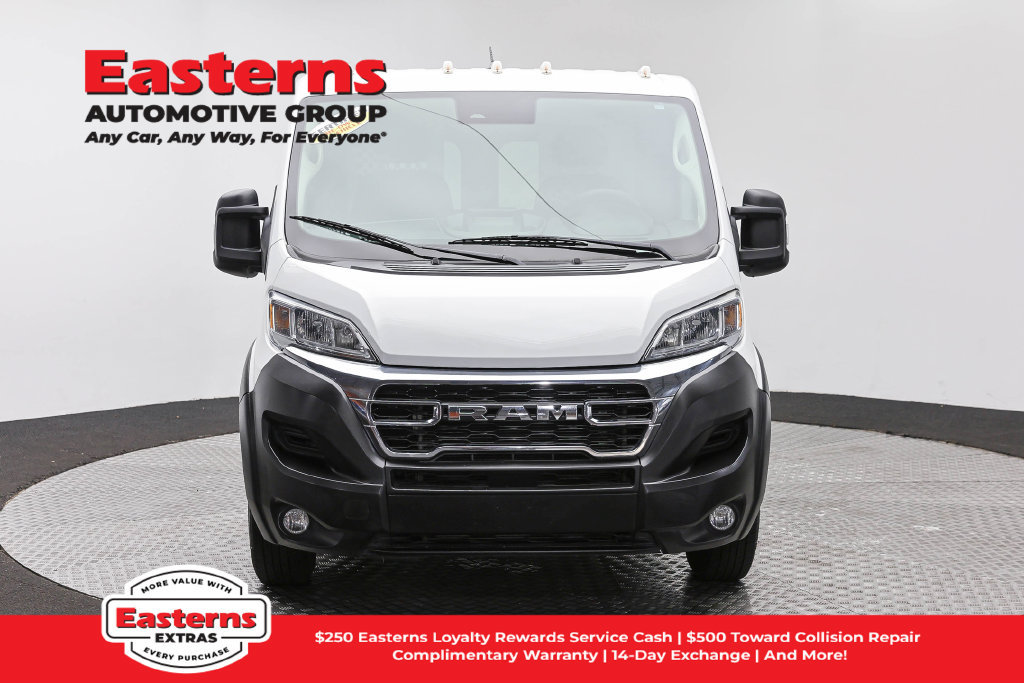 Used 2023 RAM ProMaster 2500 FWD image 3