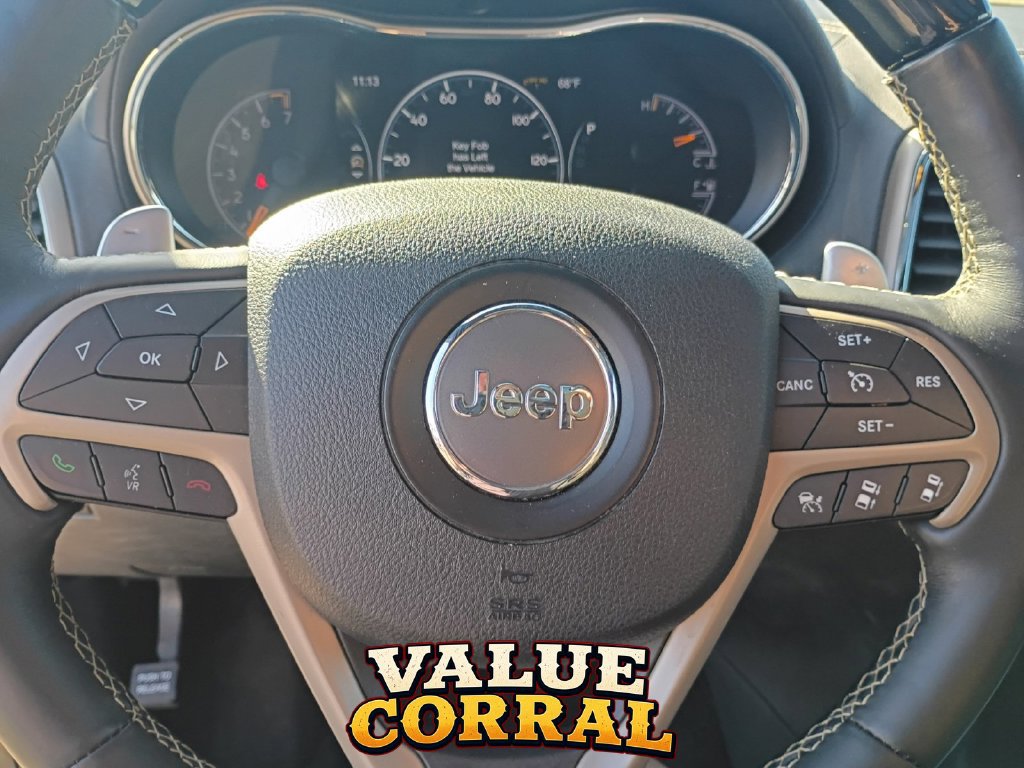 Used 2016 Jeep Grand Cherokee Overland w/ Advanced Technology Group AWD/4WD image 30