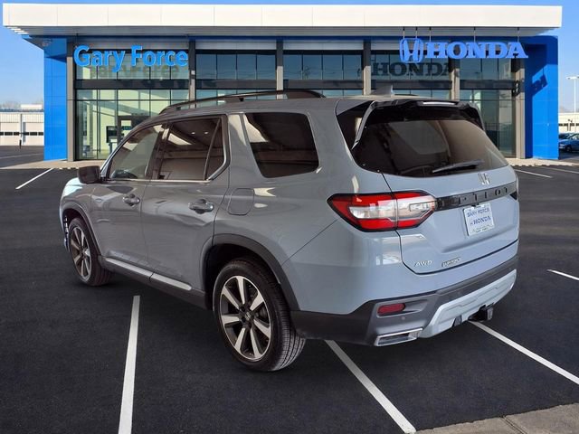 Certified 2024 Honda Pilot Elite image 3