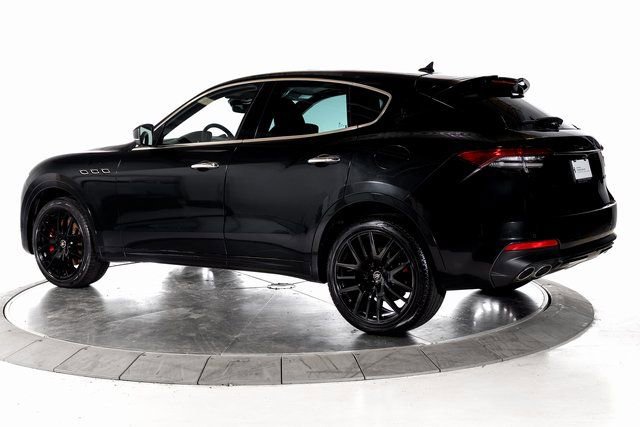 Used 2024 Maserati Levante Modena Ultima image 3