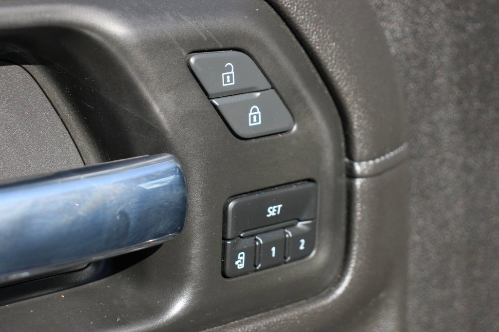 Used 2022 Chevrolet Silverado 2500 High Country image 17