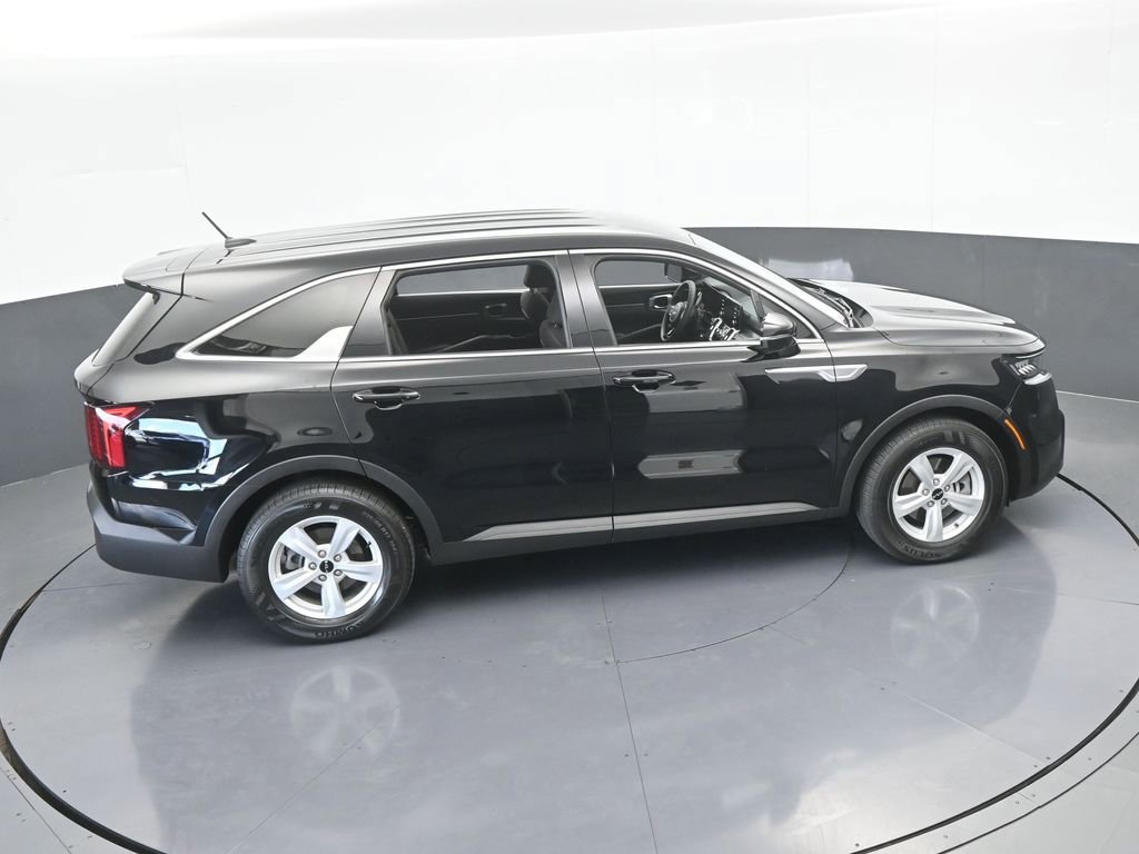 Used 2022 Kia Sorento LX image 50