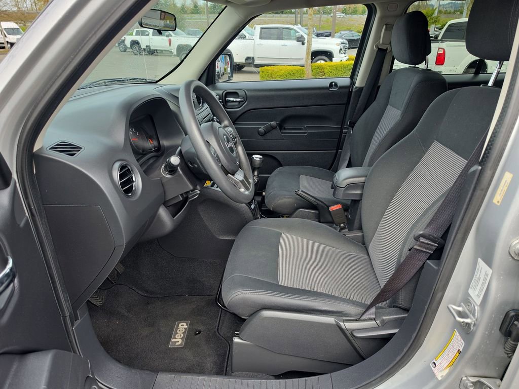 Used 2012 Jeep Patriot Sport AWD/4WD image 18