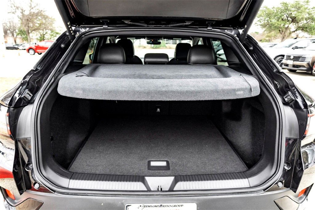 Used 2023 Volkswagen ID.4 Pro S Plus image 31