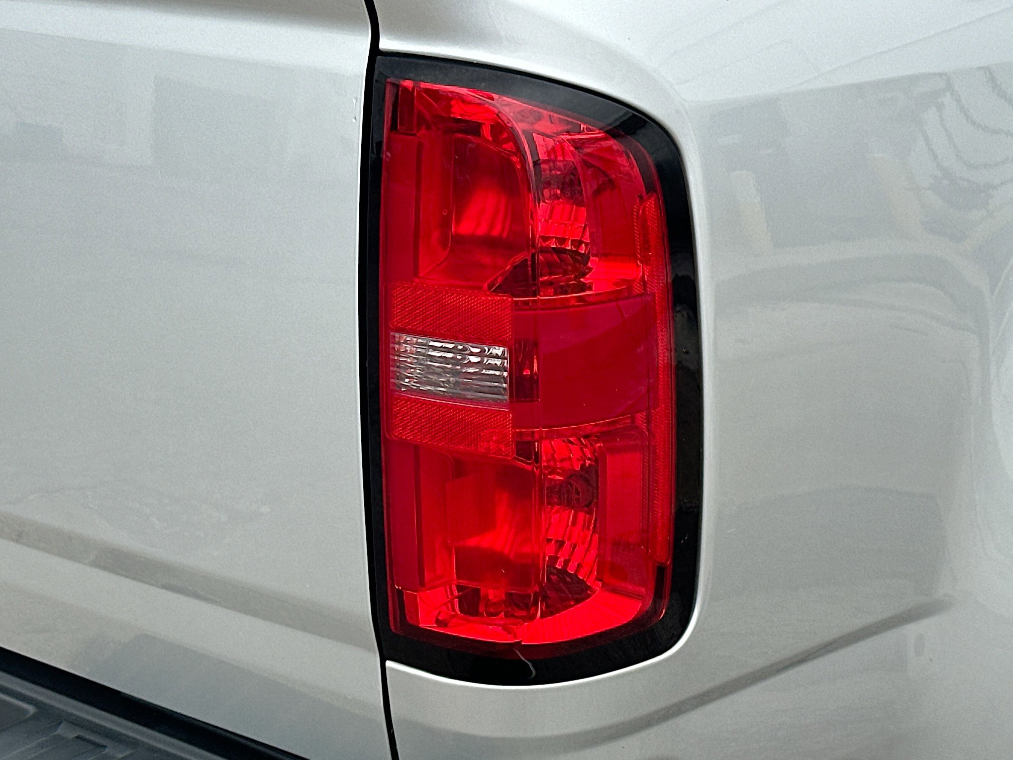 Used 2020 Chevrolet Colorado W/T w/ Custom Special Edition image 27