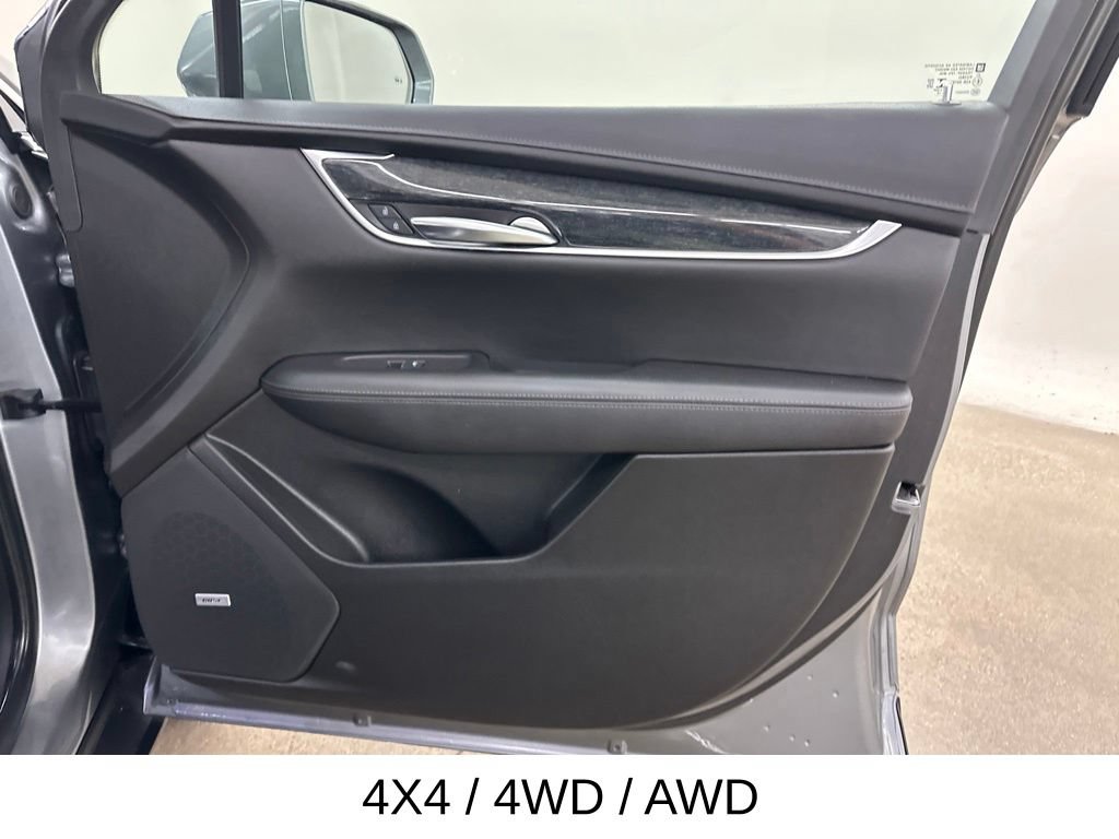 Used 2020 Cadillac XT5 Premium Luxury AWD/4WD image 21