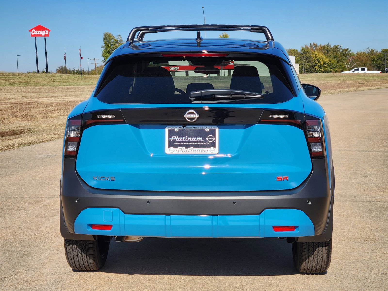 New 2026 Nissan Kicks SR image 7