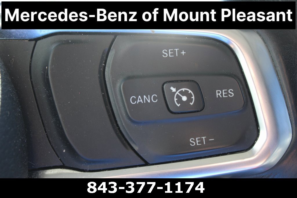 Used 2018 Jeep Wrangler Unlimited Sahara image 30