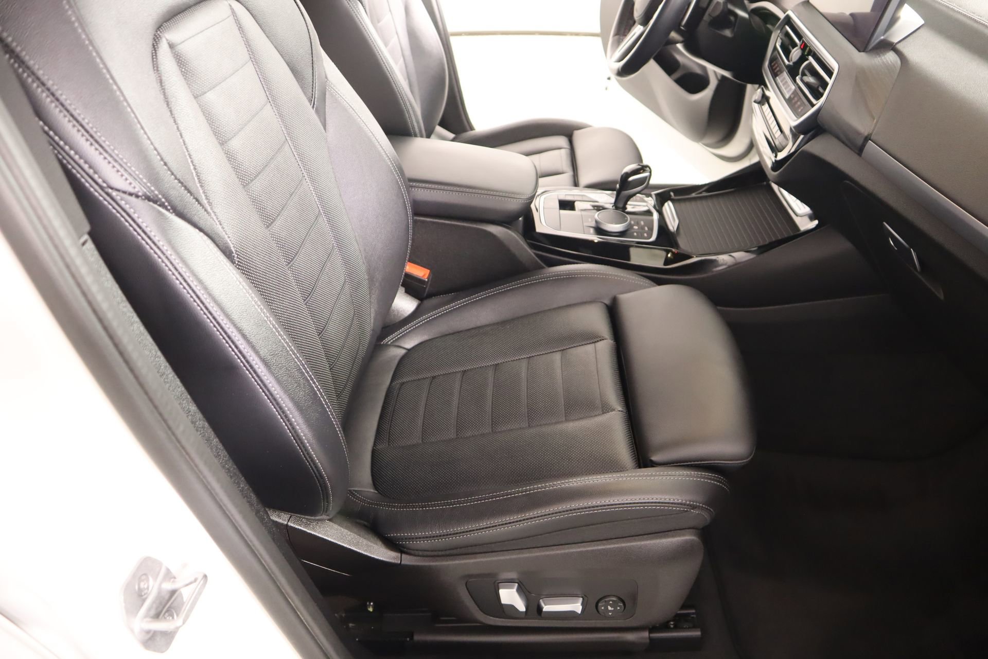 Used 2023 BMW X3 M40i image 14