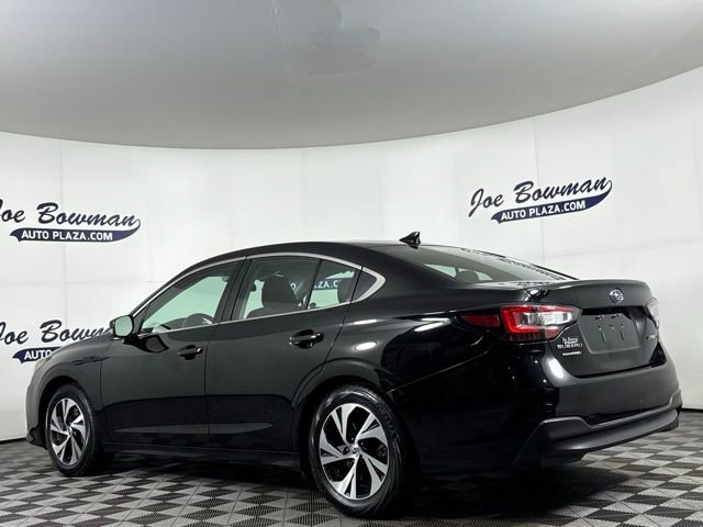 Used 2022 Subaru Legacy image 8