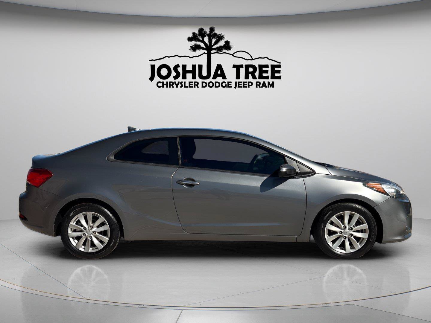 Used 2015 Kia Forte Koup EX FWD image 8